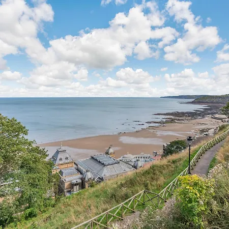 Nyaraló Sea View At The Oaklands Scarborough